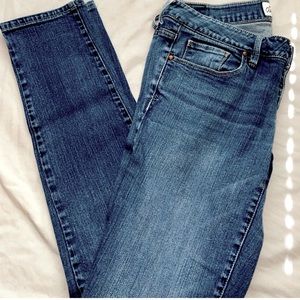 EUC! Aeropostale Ashley super skinny jeans size 7/8 short